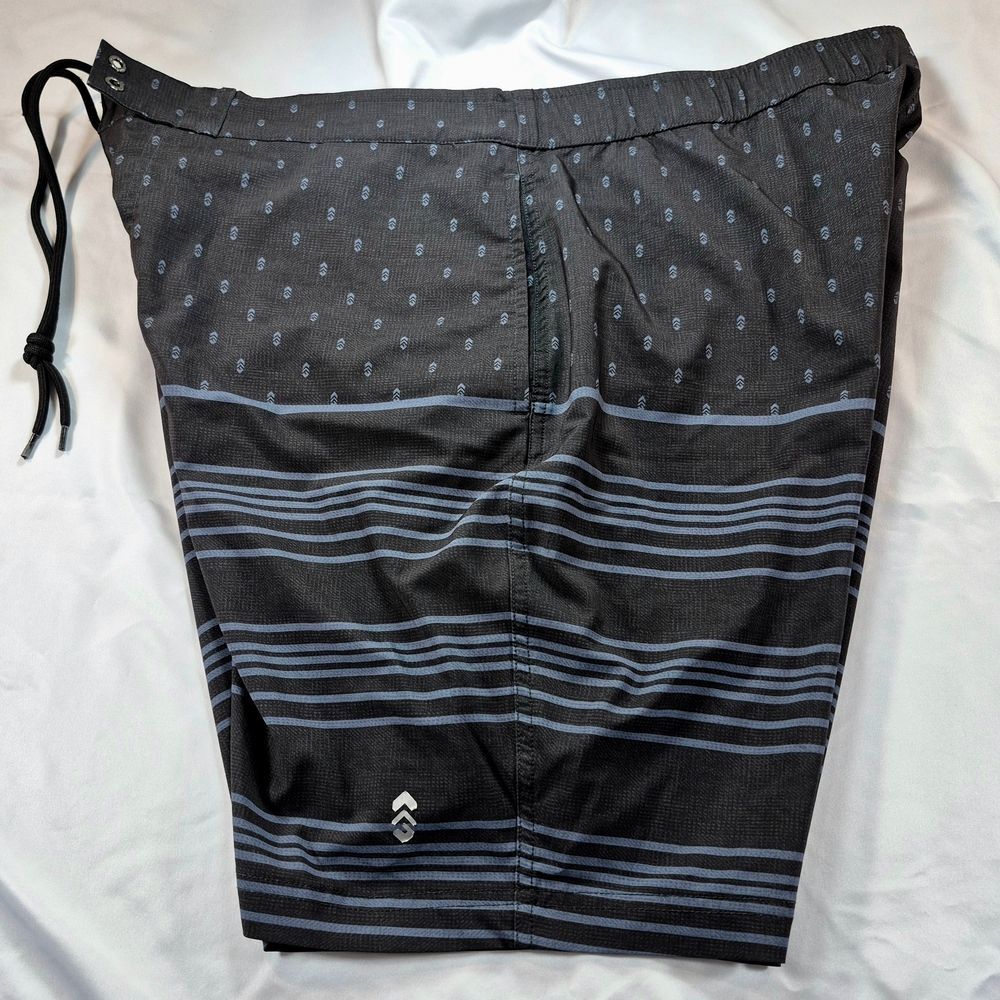 Billabong Men’s Adventure Division Surftrek Elastic Shorts Hybrid XL Quick Dry